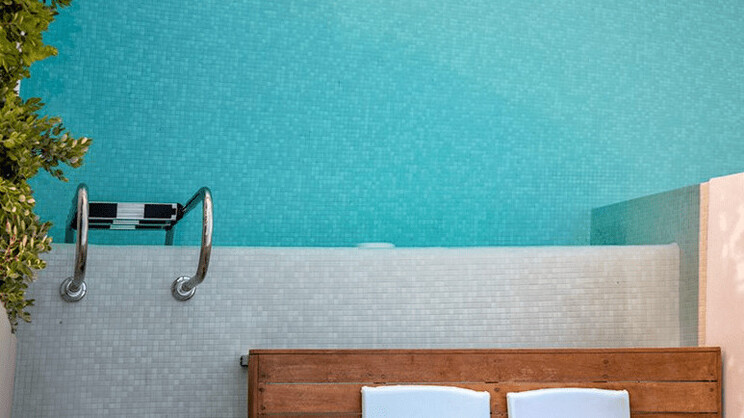 Deluxe Pool Front Sea View 